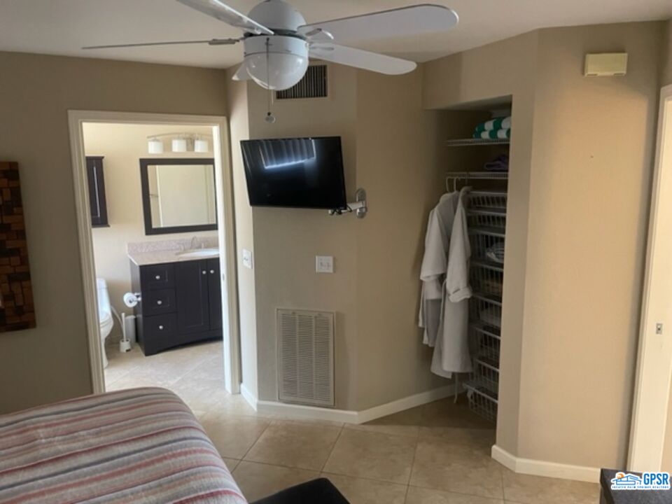 Image 10 for 1555 Chaparral Rd #328