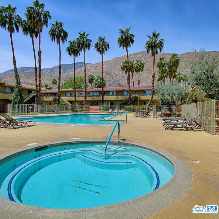 Image 30 for 1950 Palm Canyon Dr #141