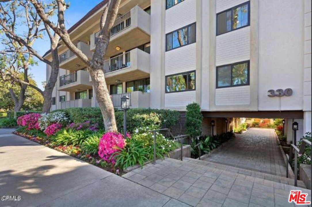 Thumbnail for 330 W California Blvd #315