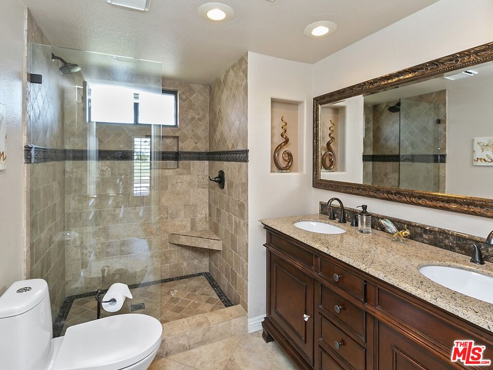 Image 27 for 77250   Pauma Valley Way