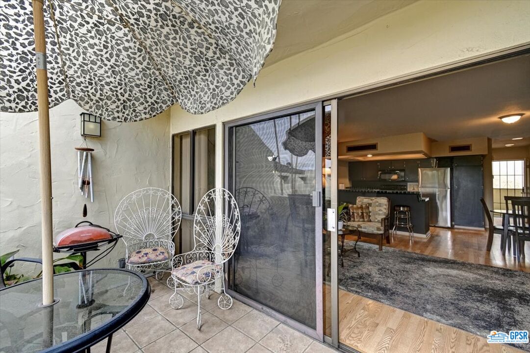 Image 7 for 1655 Palm Canyon Dr #404