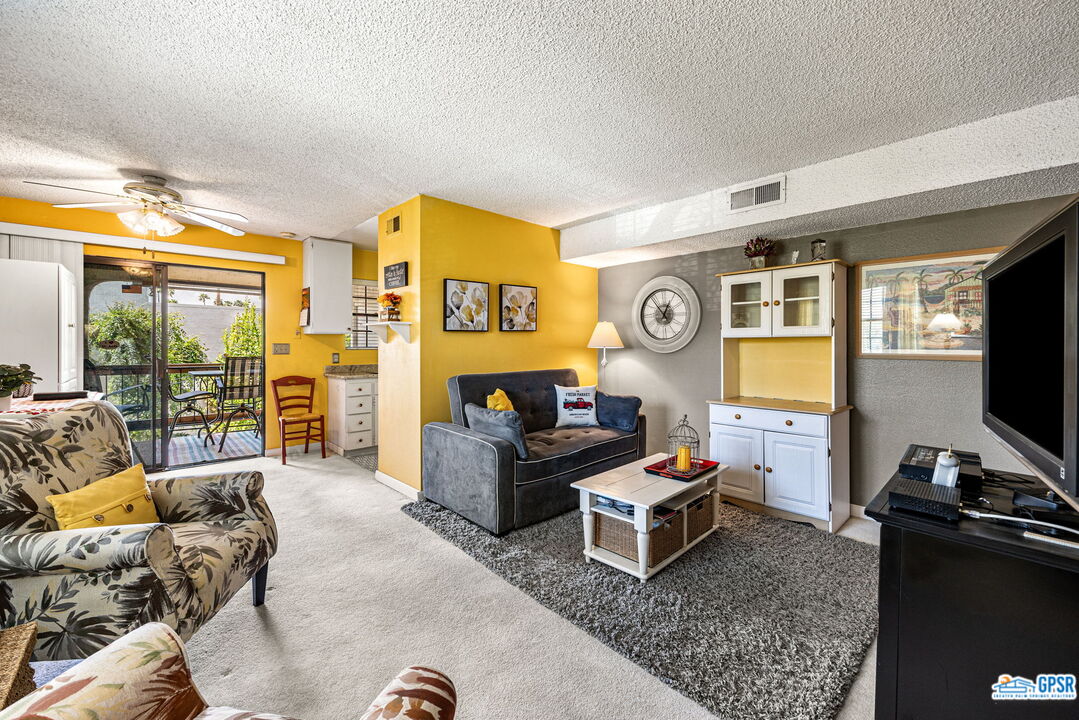 Image 4 for 5300 Waverly Dr #C2