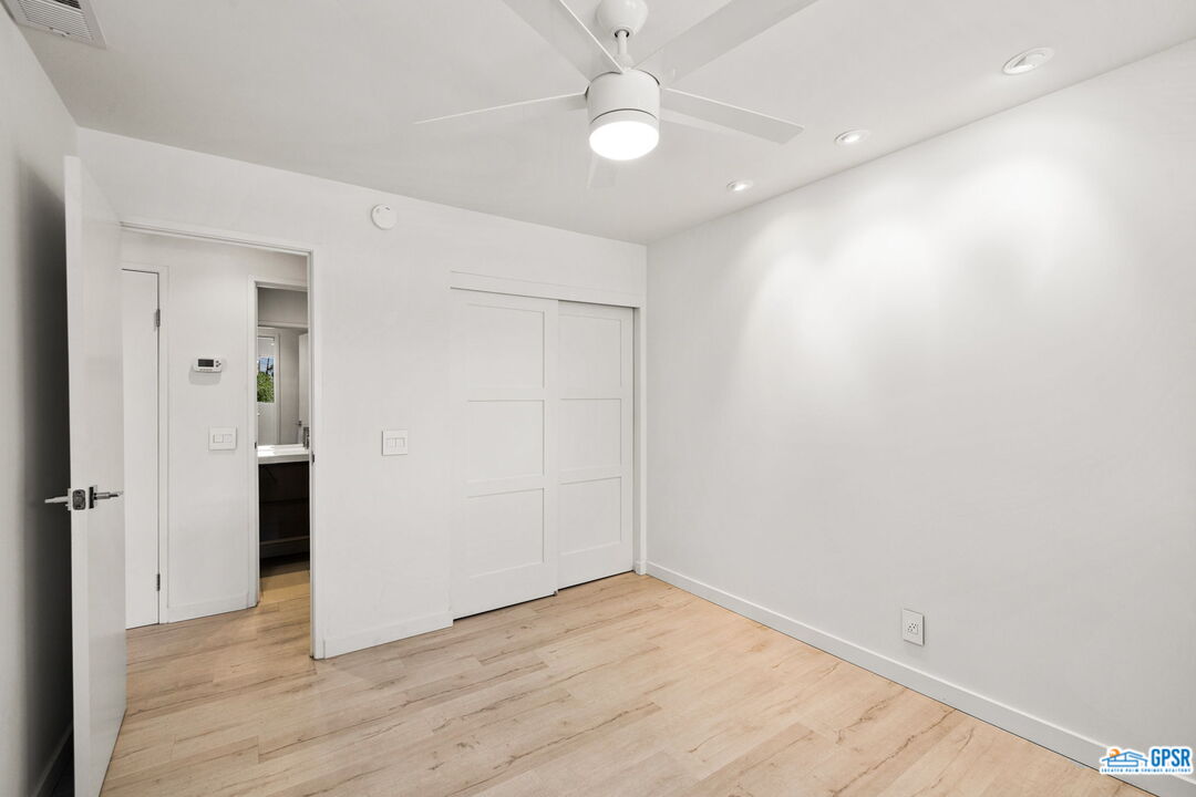 Image 13 for 2857 Los Felices Rd #207