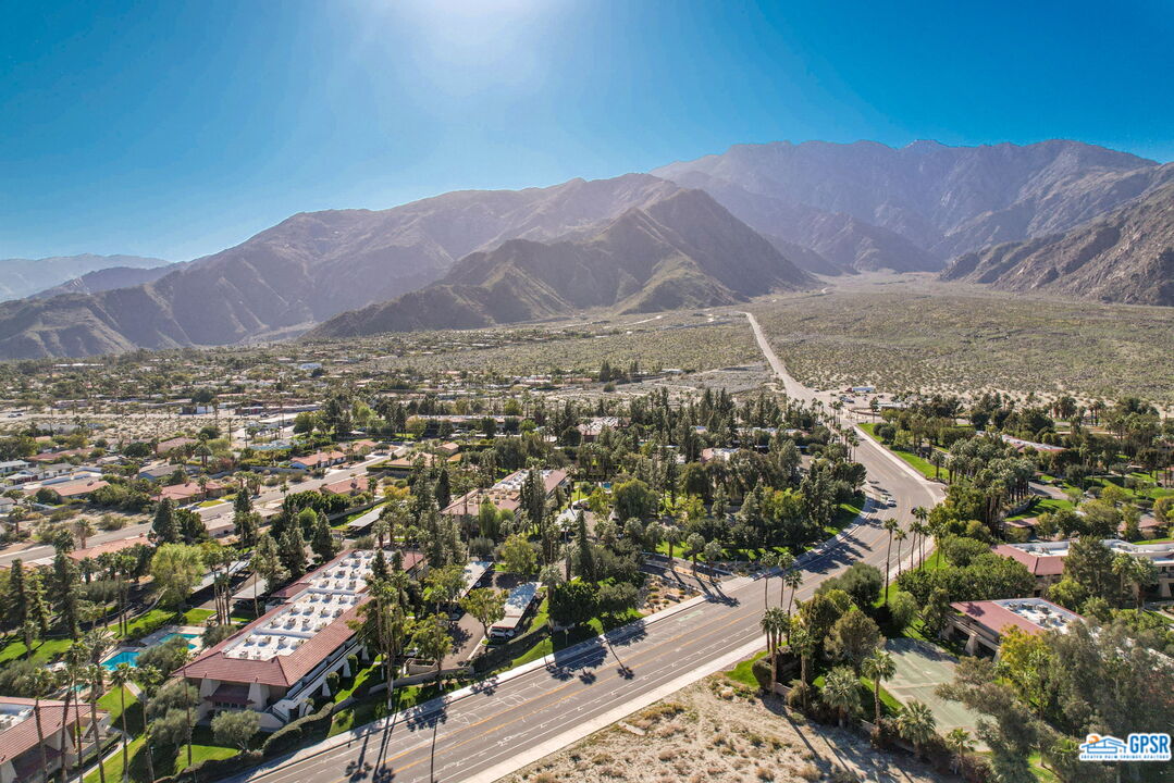 Image 20 for 2857 Los Felices Rd #207