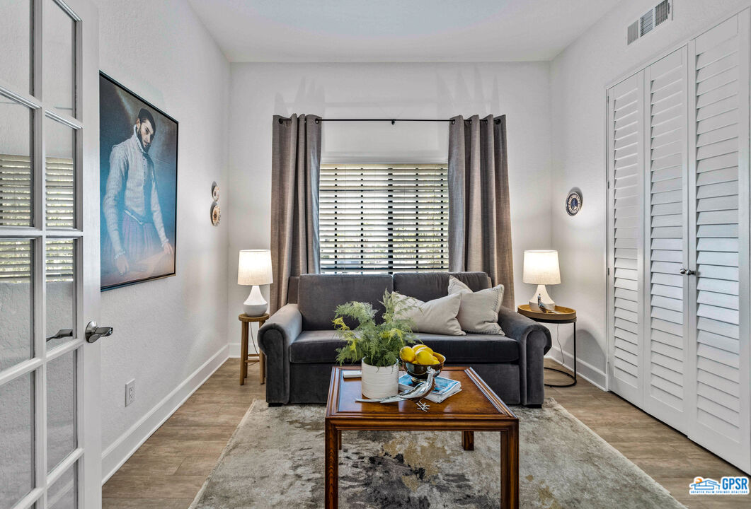 Image 4 for 2601 Broadmoor Dr #6