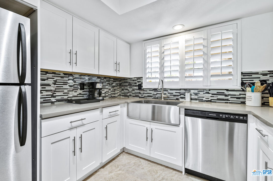Image 12 for 505 Farrell Dr #M73