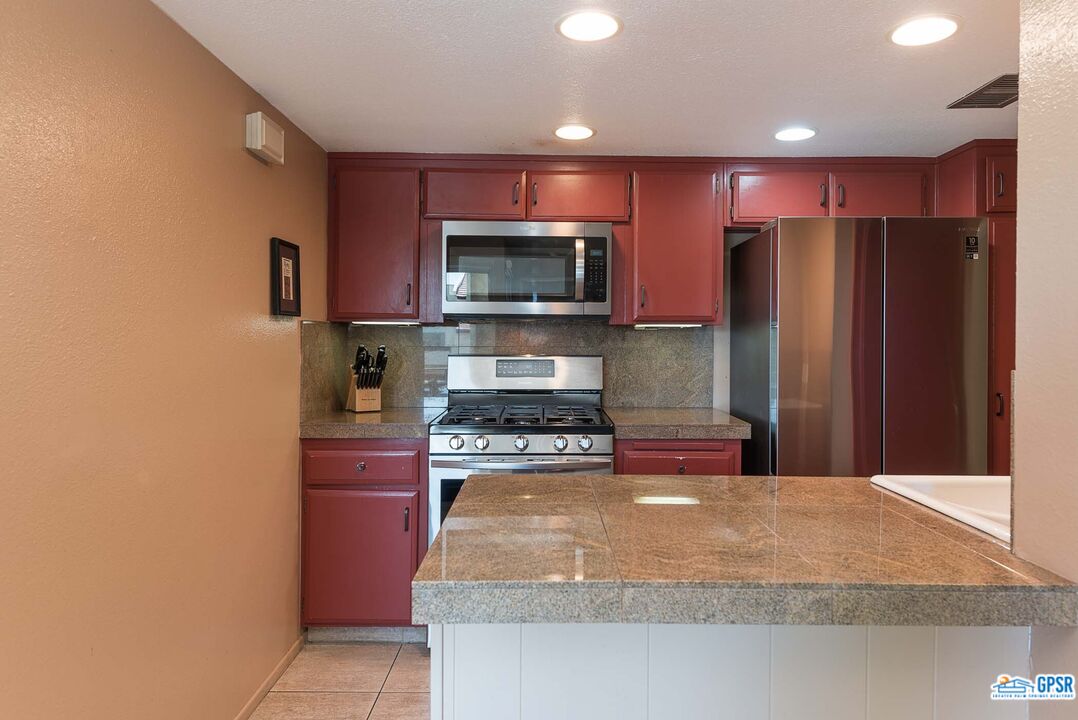 Image 6 for 1510 Camino Real  #315A