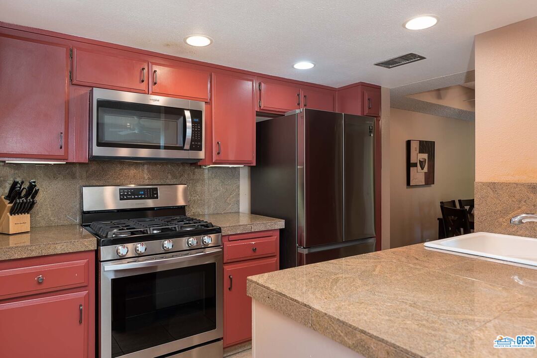 Image 7 for 1510 Camino Real  #315A