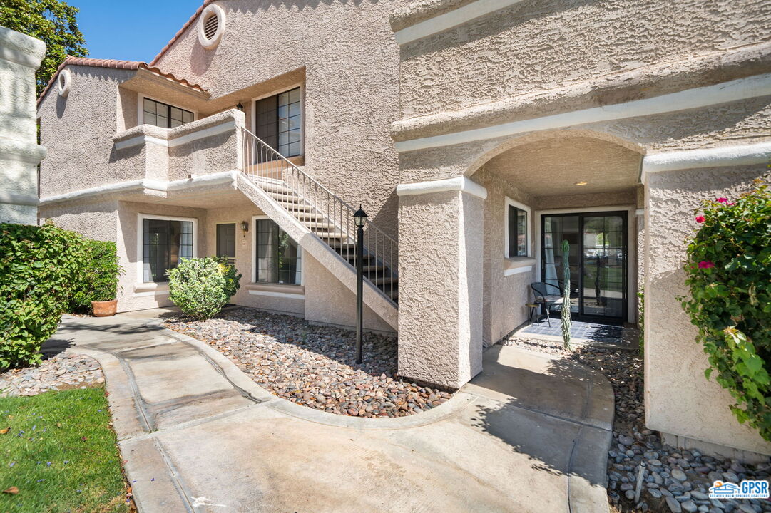 Image 9 for 2701 Mesquite Ave #W109