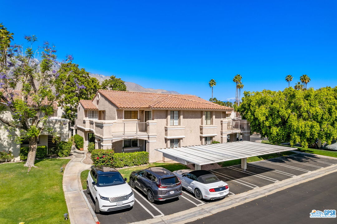 Image 4 for 2701 Mesquite Ave #W109