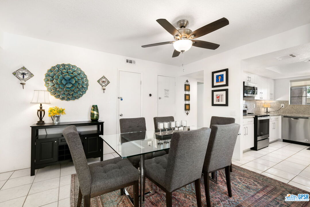 Image 11 for 2701 Mesquite Ave #W109