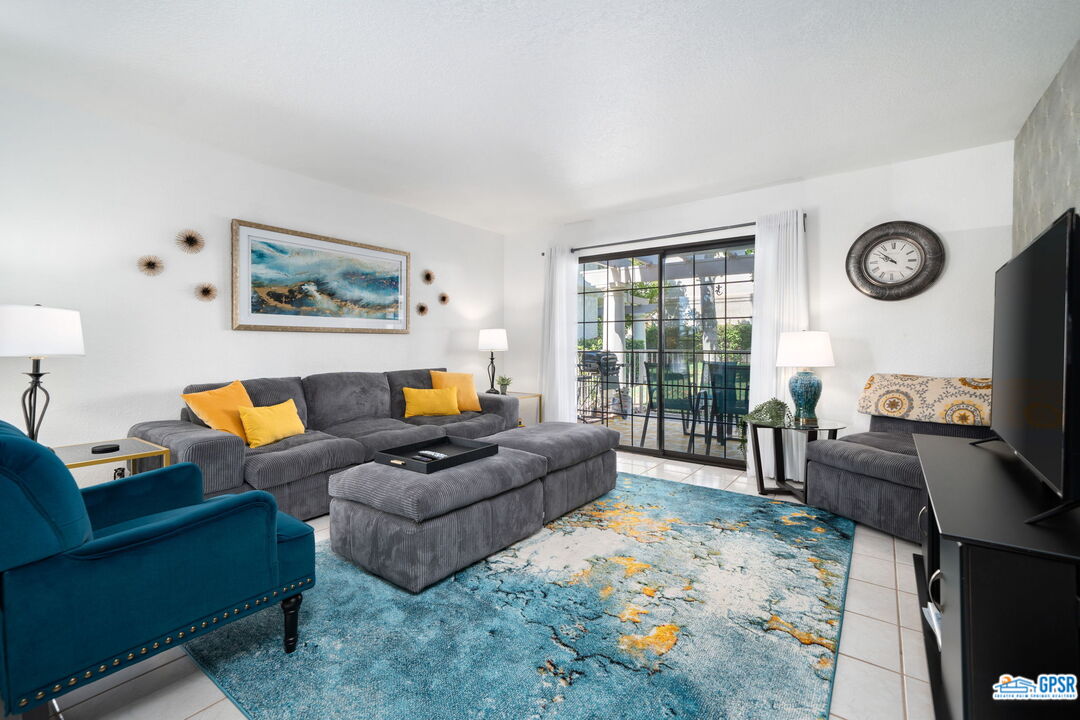 Image 13 for 2701 Mesquite Ave #W109