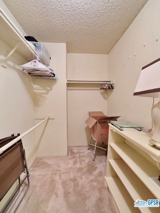 Image 15 for 68173   Lakeland Dr
