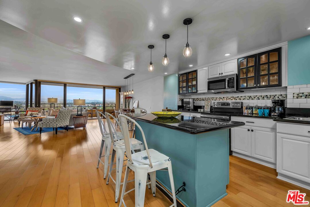 4337 Marina City Dr 739, Marina Del Rey, CA 90292