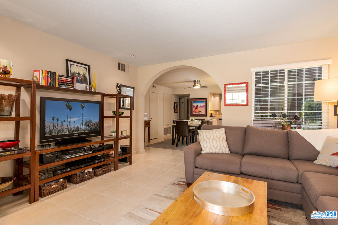 Image 9 for 2700 Mesquite Ave #F37