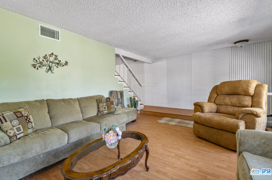 Image 17 for 6065 Montecito Dr #2