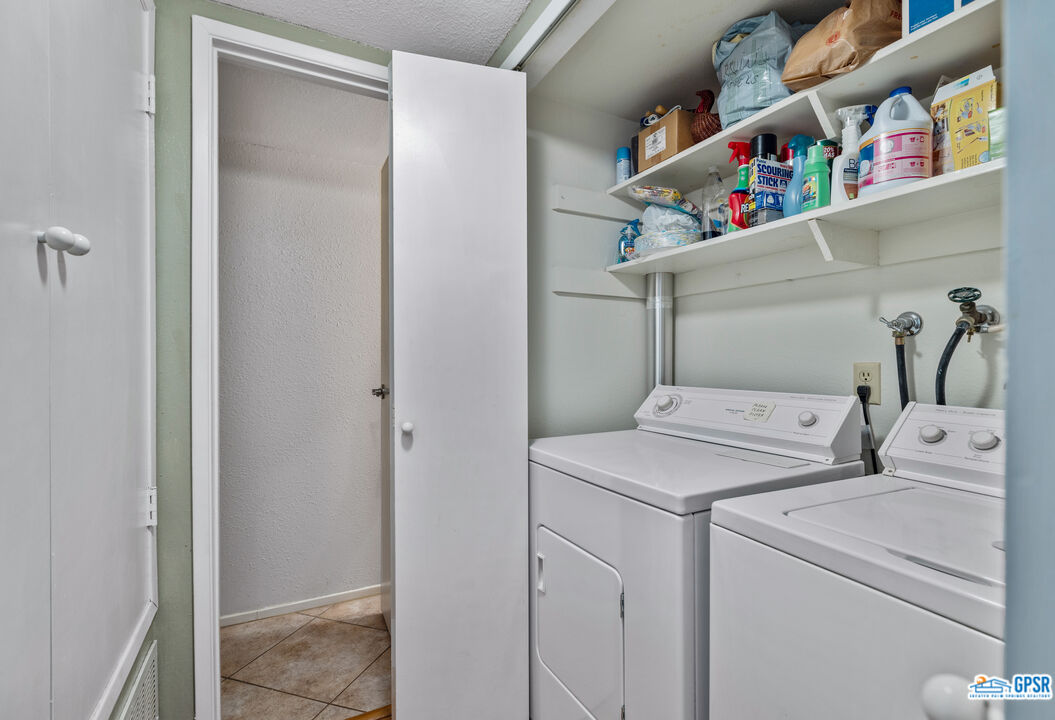 Image 16 for 6065 Montecito Dr #2