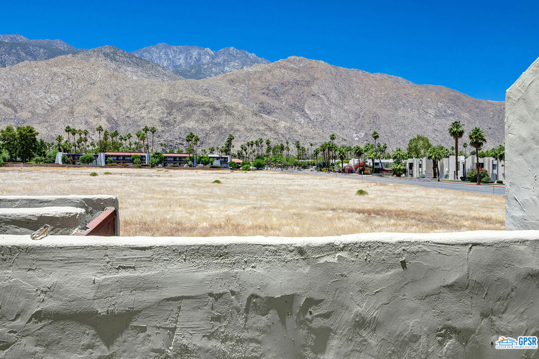 Image 6 for 1655 Palm Canyon Dr #310