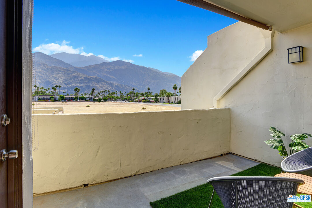 Image 9 for 1655 Palm Canyon Dr #310