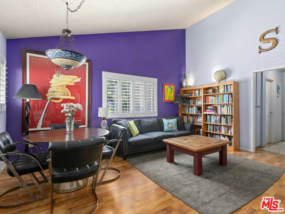 Image 1 for 1101 N Summit Ave #1