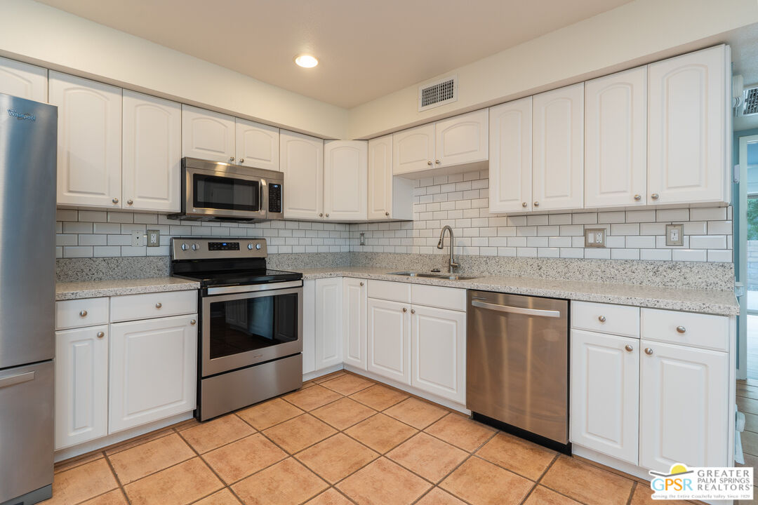 Image 10 for 1381 Sunflower Cir