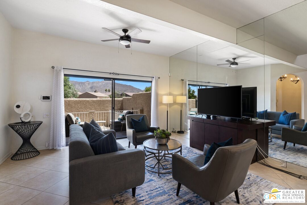 Image 10 for 49039   Mariposa Dr
