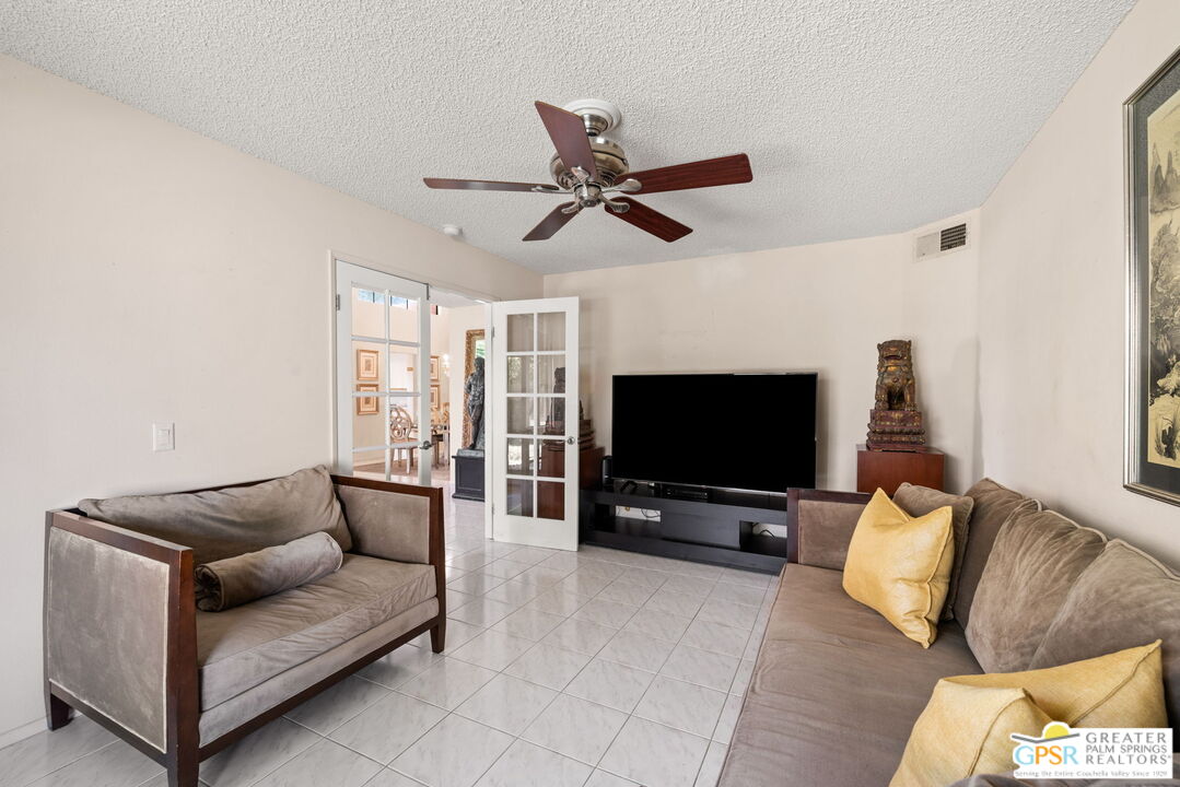 Image 36 for 6728   Greenwood Cir