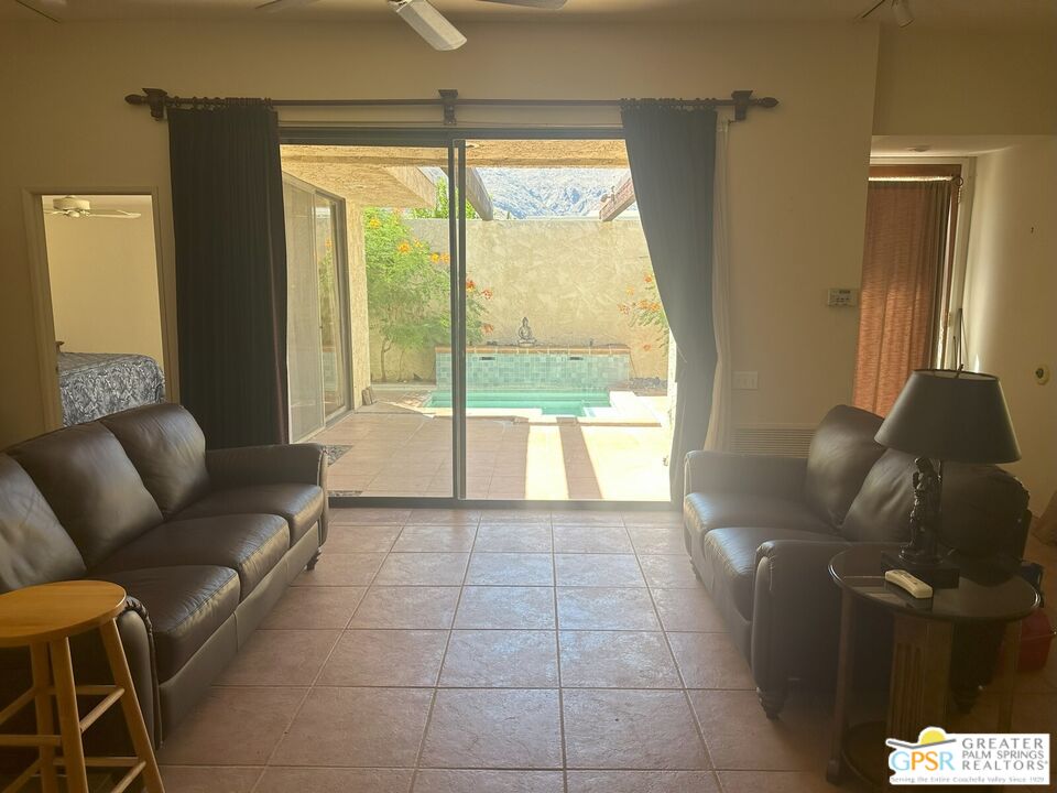 Image 6 for 407  N Calle Rolph