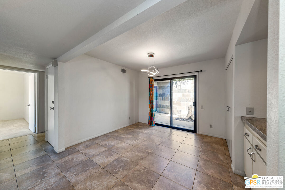 Image 19 for 1820 E Sandalwood Dr