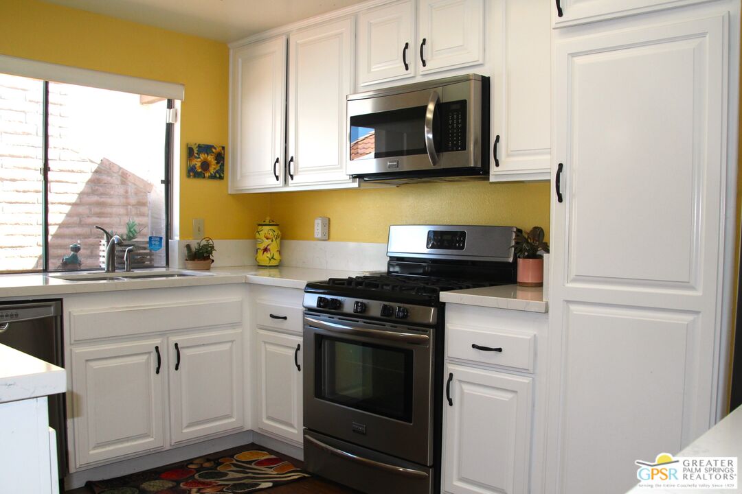Image 6 for 2240 Miramonte Cir #E