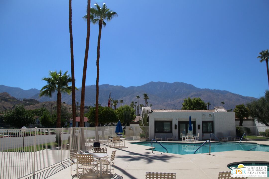 Image 33 for 2240 Miramonte Cir #E
