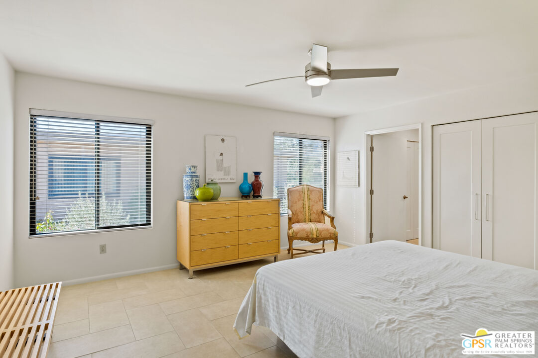 Image 16 for 8 Sunrise Dr