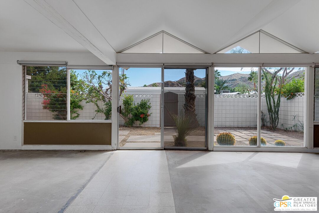Image 3 for 1776  S Araby Dr