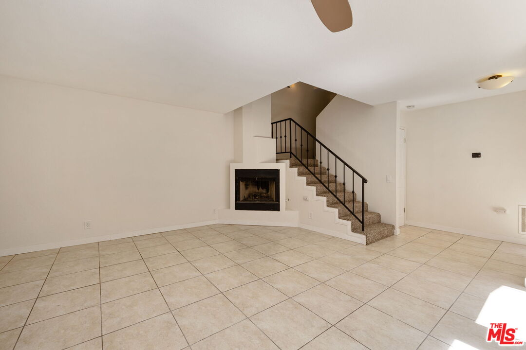 Image 5 for 213 S Louella Rd