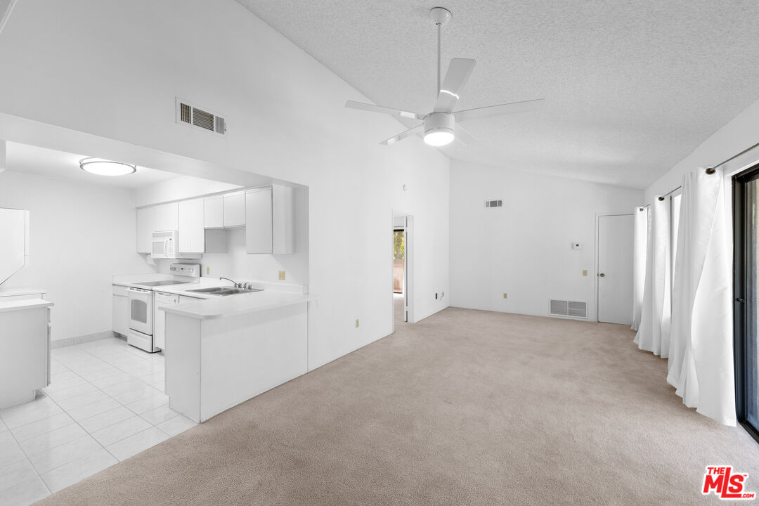 Image 3 for 353 Hermosa Dr #6C2