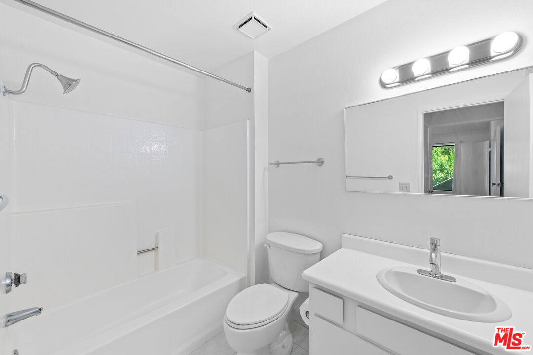 Image 18 for 353 Hermosa Dr #6C2