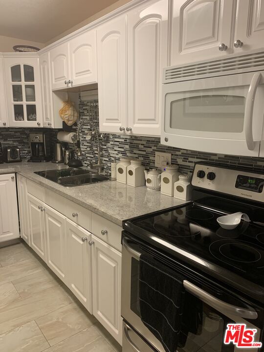 Image 8 for 701 Los Felices Cir #109