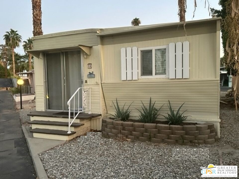 Image Number 1 for 11  McKinley St in Cathedral City