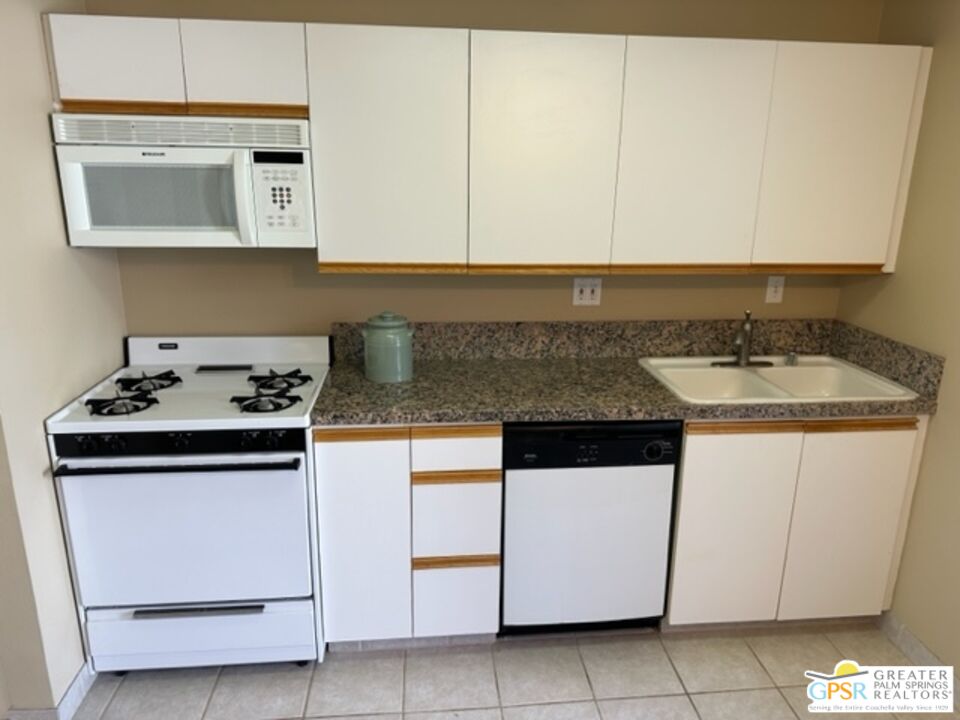 Image 11 for 1555 Chaparral Rd #333