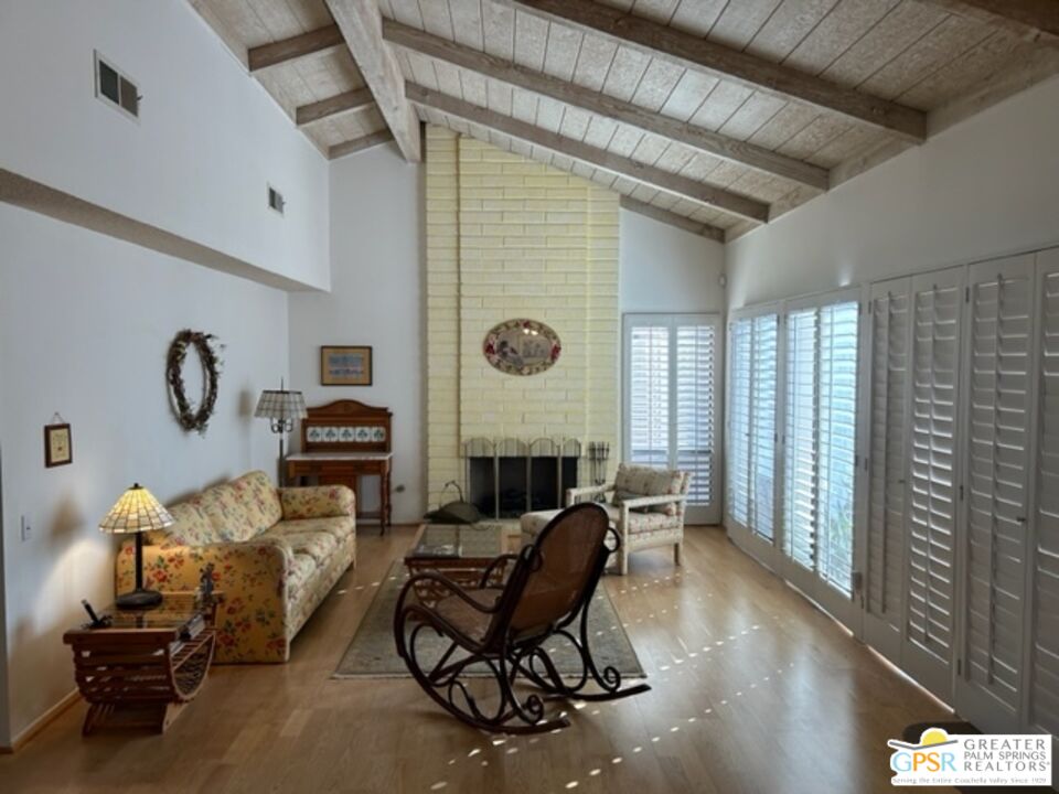 Image 2 for 2262 Linden Way #F