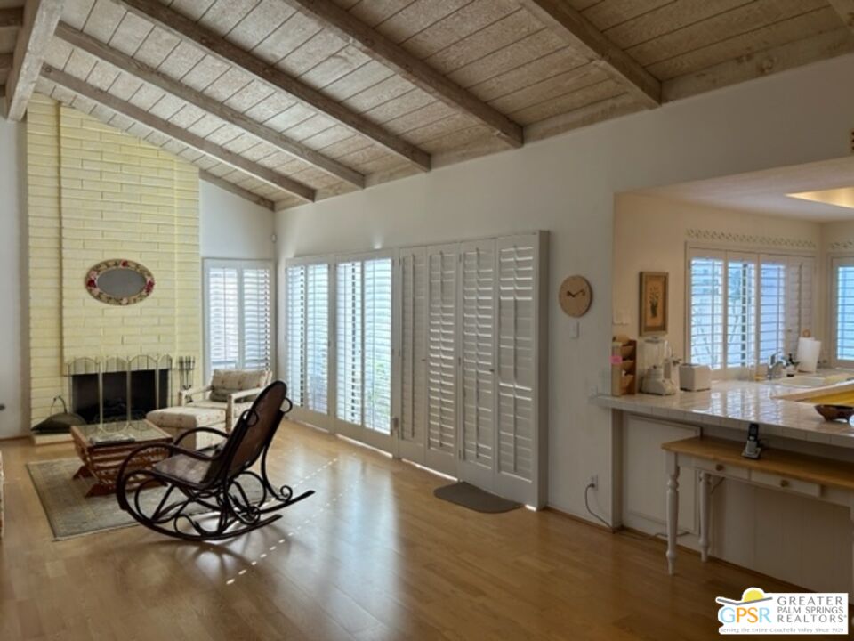 Image 3 for 2262 Linden Way #F