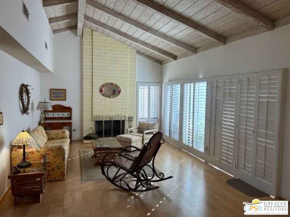 Image 4 for 2262 Linden Way #F