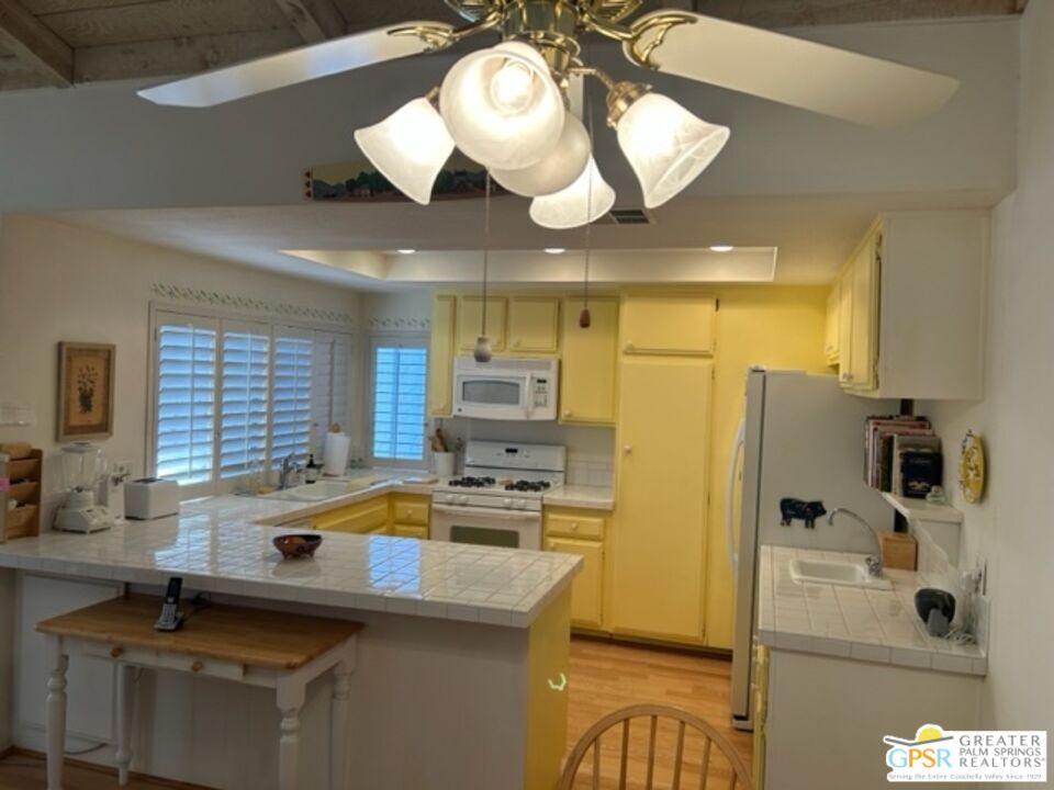 Image 10 for 2262 Linden Way #F