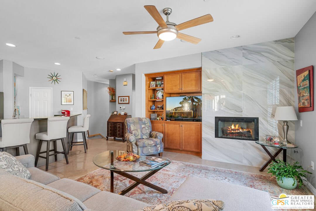 Image 7 for 1449 Yermo Dr