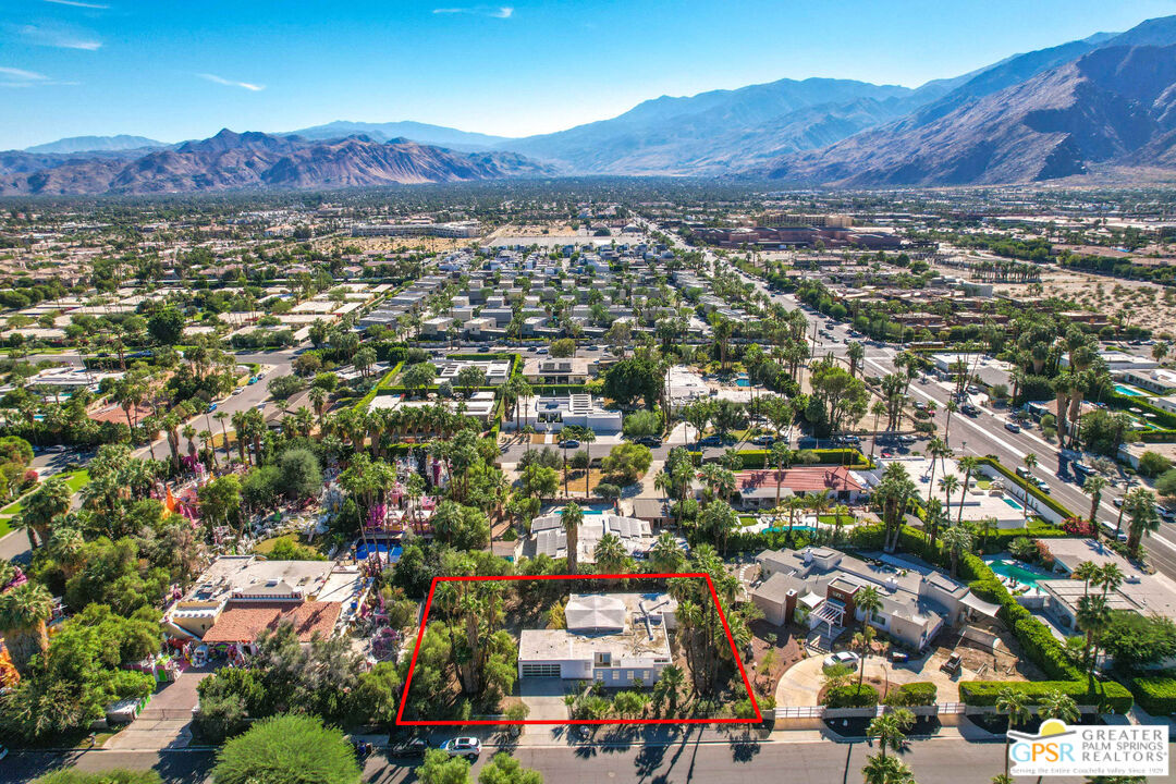 Image Number 1 for 1055  E Granvia Valmonte in Palm Springs