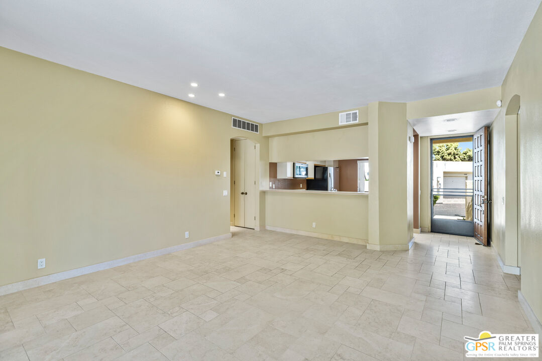 Image 6 for 67429 N Chimayo Dr