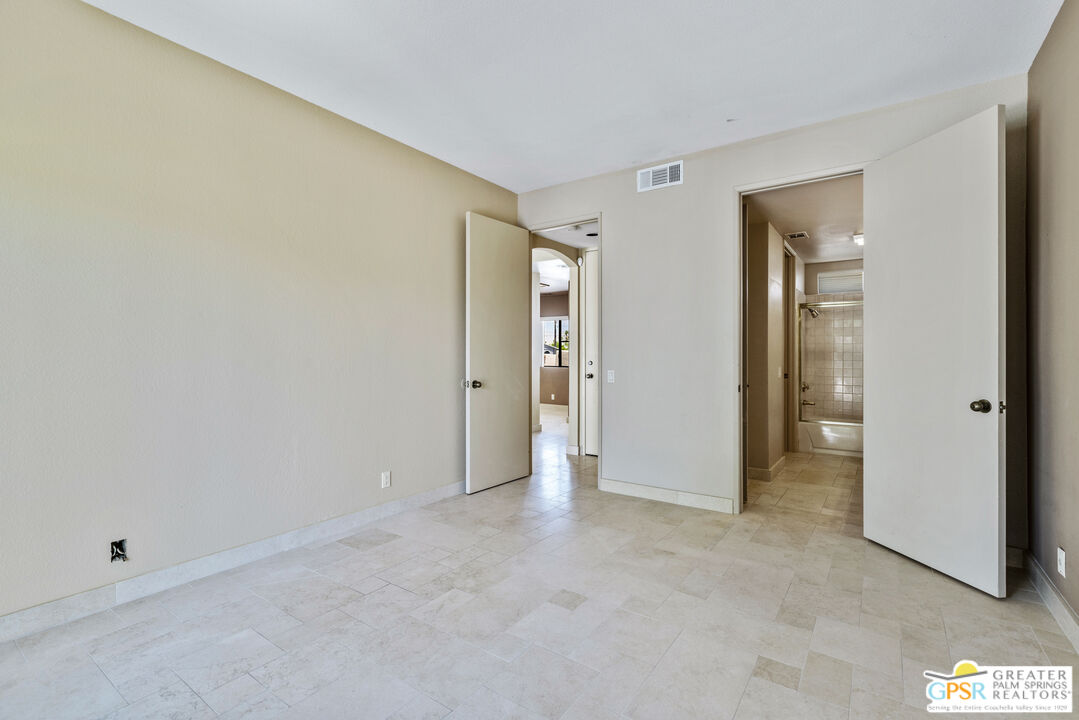 Image 18 for 67429 N Chimayo Dr