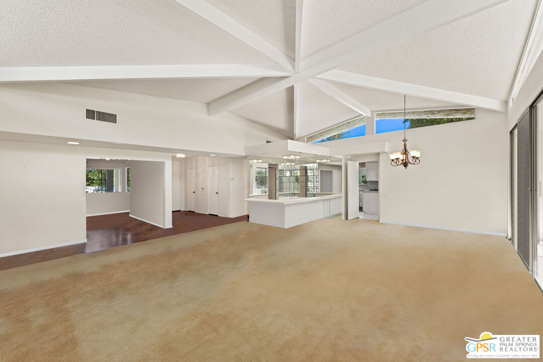 Image 4 for 1609  E Twin Palms Dr