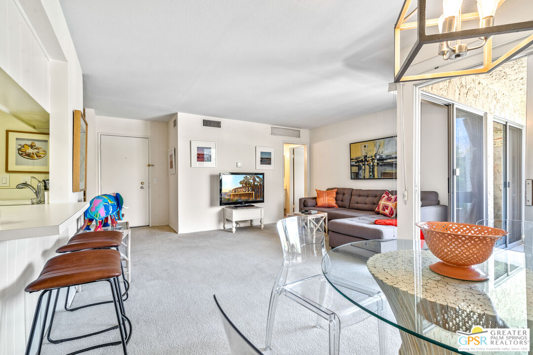 Image 8 for 1500 Camino Real  #303A