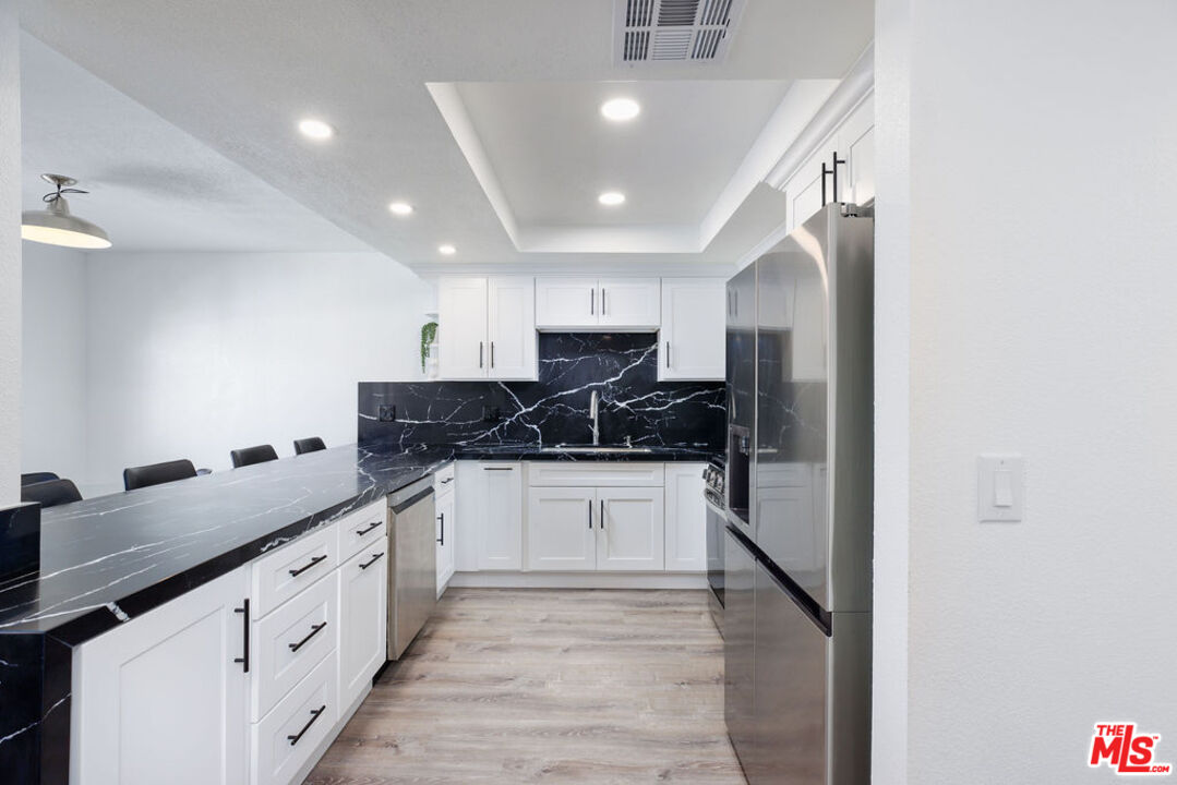 Image 3 for 333 W Mariscal Rd